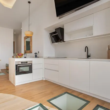 Maar 1 - Seafront Apartmán
